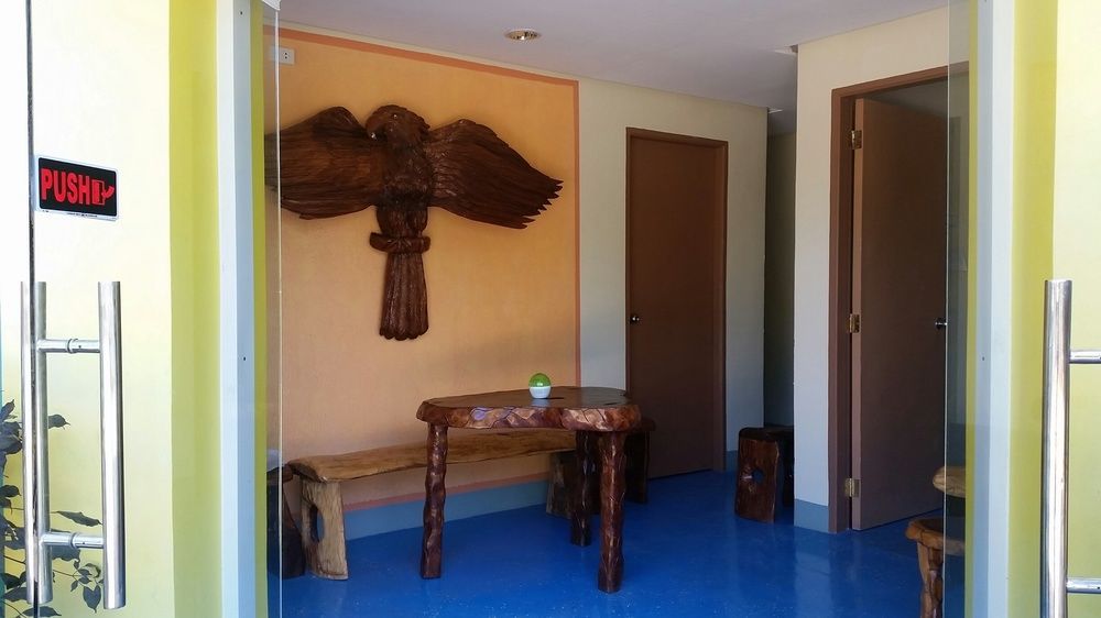 Ezy Stay Puerto Princesa Tiniguiban Экстерьер фото