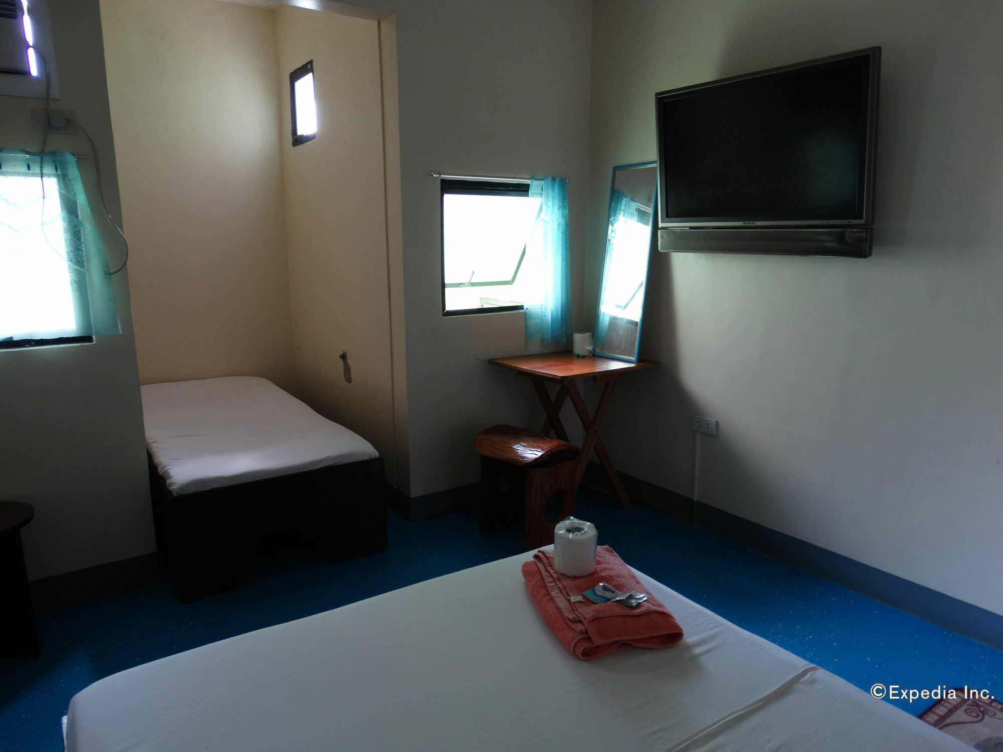 Ezy Stay Puerto Princesa Tiniguiban Экстерьер фото