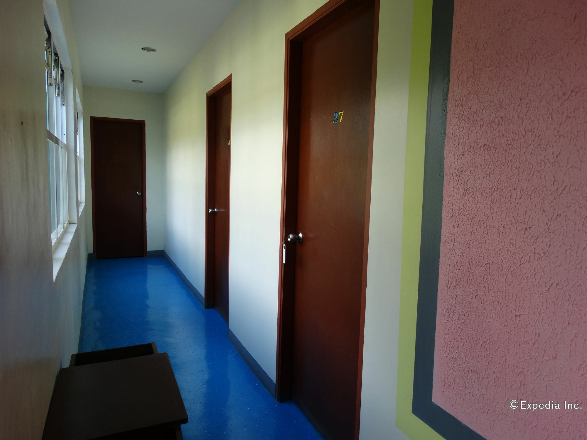 Ezy Stay Puerto Princesa Tiniguiban Экстерьер фото