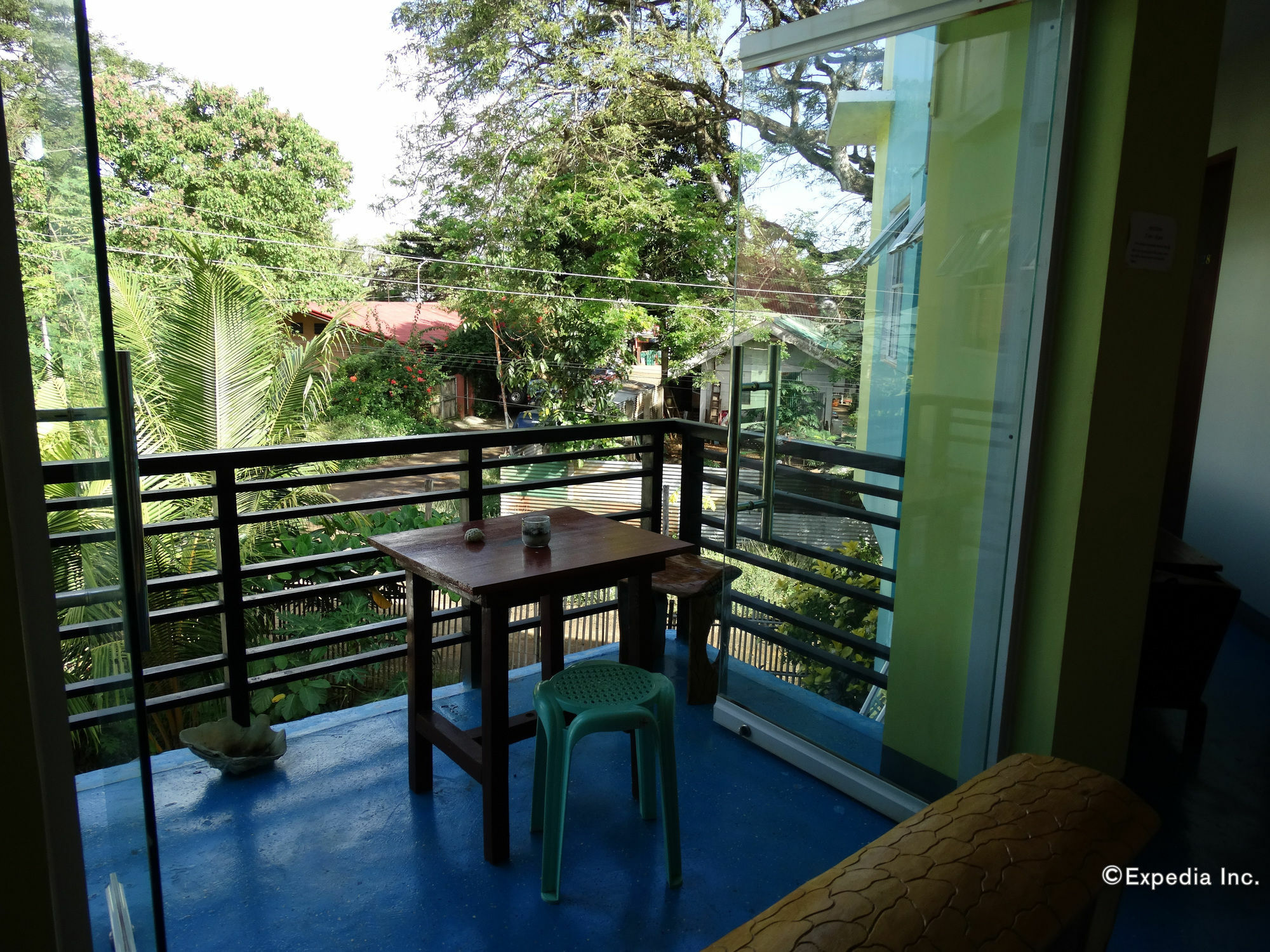 Ezy Stay Puerto Princesa Tiniguiban Экстерьер фото